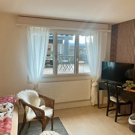 Gemuetliches Doppelzimmer Mit Gartenblick Und Oev