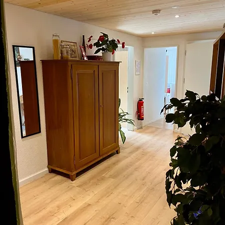 Homestay Gemuetliches Doppelzimmer Mit Gartenblick Und Oev Steffisburg