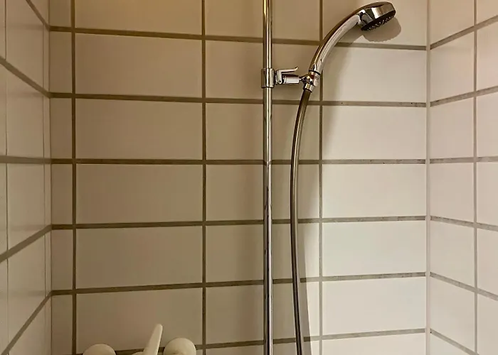 Gemuetliches Doppelzimmer Mit Gartenblick Und Oev בית אירוח