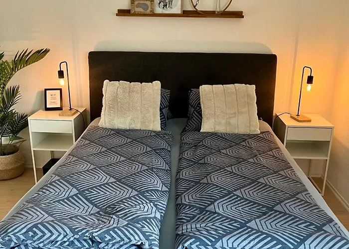 Gemuetliches Doppelzimmer Mit Gartenblick Und Oev בית אירוח *