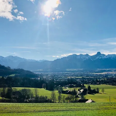 Gemuetliches Doppelzimmer Mit Gartenblick Und Oev Habitación en casa particular